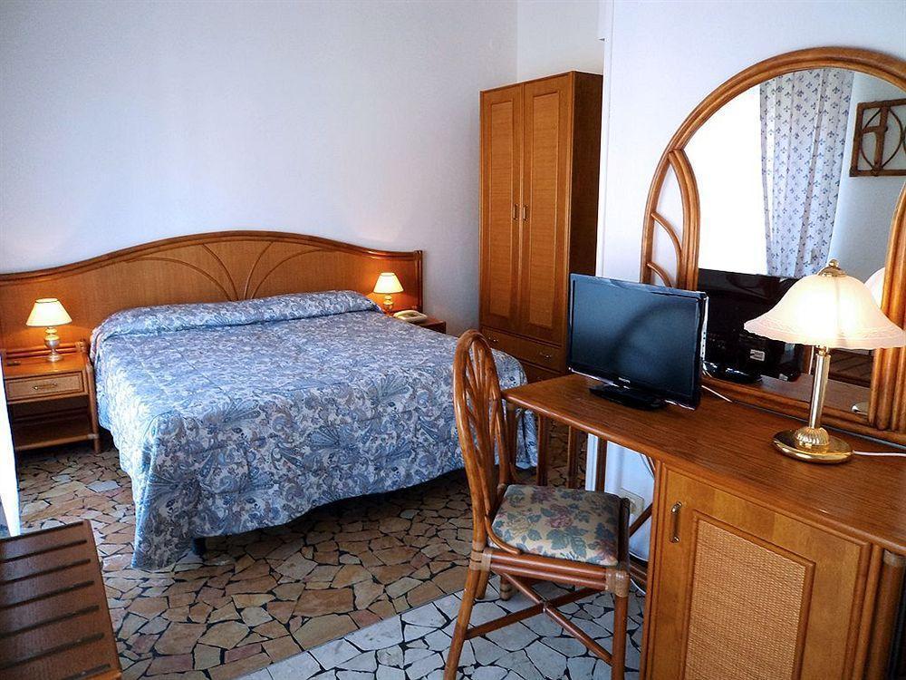 Hotel Zunino Spotorno Eksteriør bilde